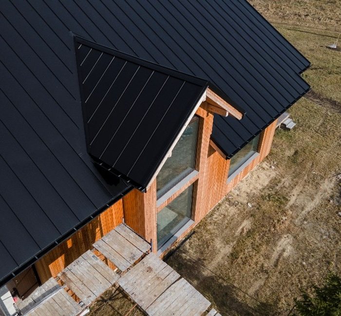 Can You Replace a Roof Without Damaging the Character of an Old House?